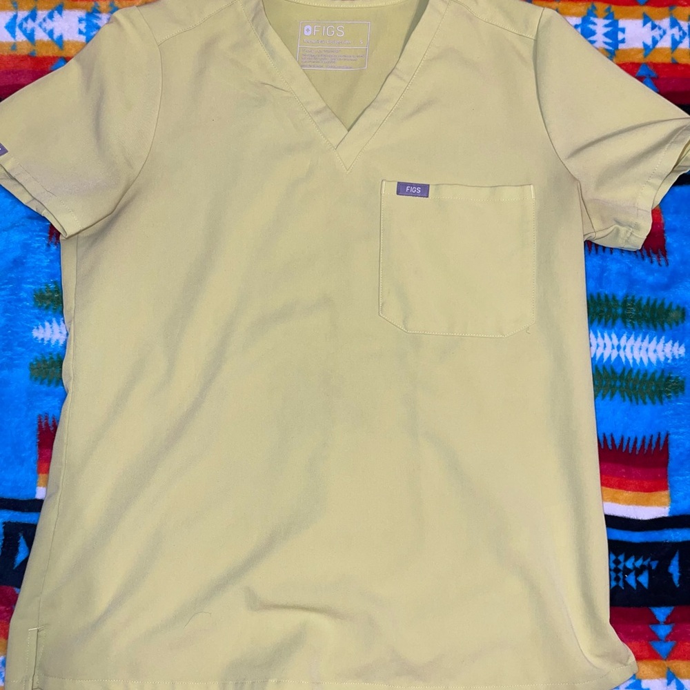 Figs neon Yellow Scrub Top